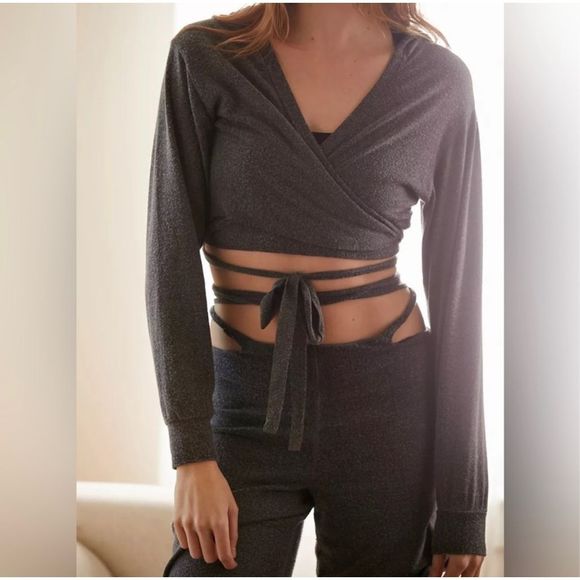 Urban Outfitters Tops - NWT UO Wrap Top
